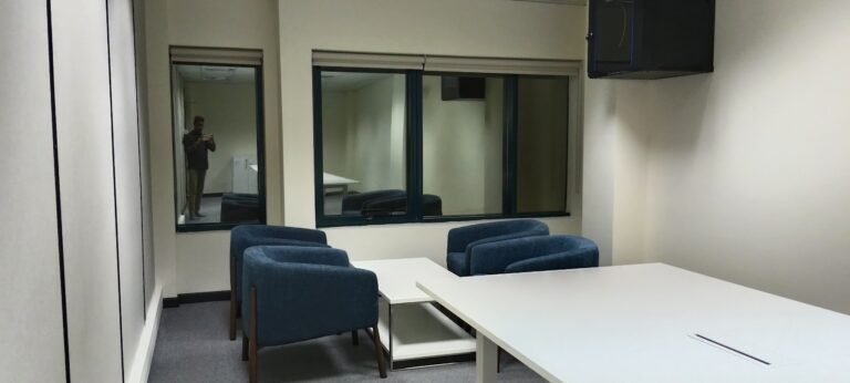 Lounge seating – Aster Office – Sharjah