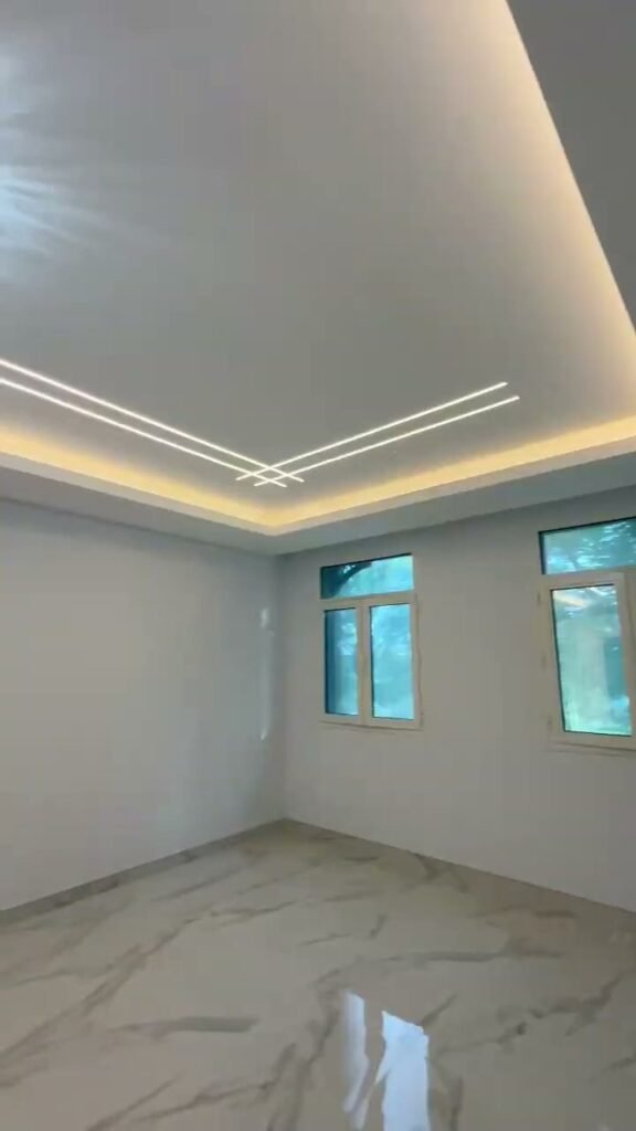 Living area with cove lighting ceiling – Apartment Fit-out – Al Furjan