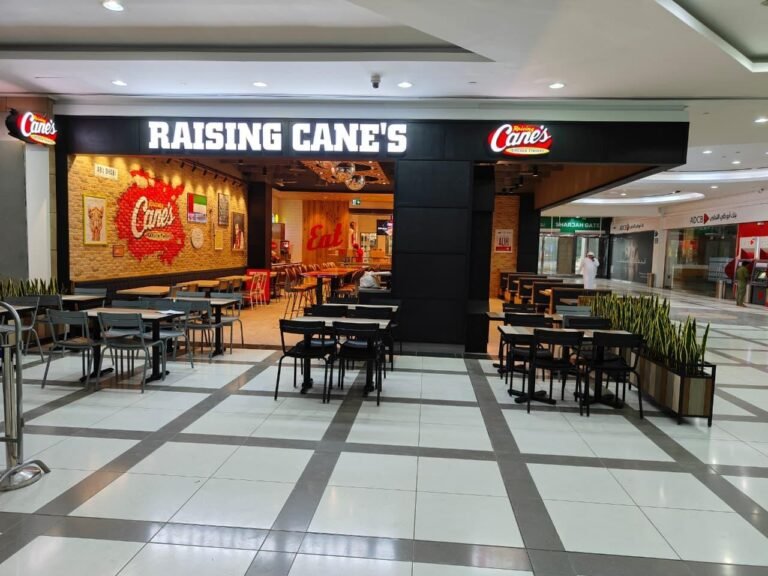 Raising Cane’s restaurant – Raising Cane’s – Bawabat Al Sharq Mall, Abu Dhabi
